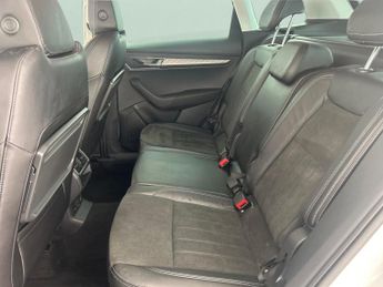Skoda Karoq 1.5 TSI ACT SE L DSG (150 ps) - SMARTLINK - REVERSE CAM - NAV