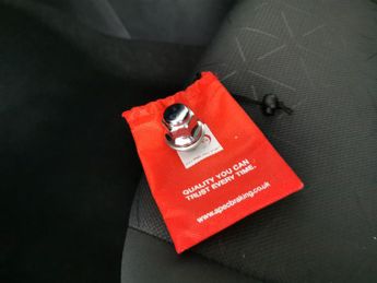 Toyota RAV4 2.5 VVT-h GPF Design CVT (218 ps) - LED - REVERSE CAM - NAV