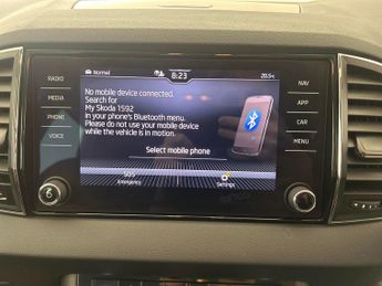 Skoda Karoq 1.5 TSI ACT SE L DSG (150 ps) - SMARTLINK - REVERSE CAM - NAV