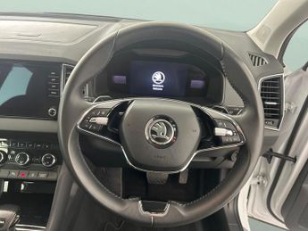 Skoda Karoq 1.5 TSI ACT SE L DSG (150 ps) - SMARTLINK - REVERSE CAM - NAV