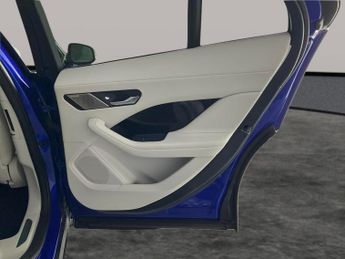 Jaguar I-PACE 400 90kWh SE 4WD (400 ps) - LED - REVERSE CAM - MERIDIAN AUDIO