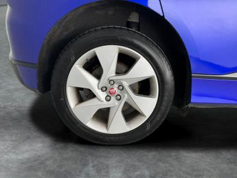 Jaguar I-PACE 400 90kWh SE 4WD (400 ps) - LED - REVERSE CAM - MERIDIAN AUDIO