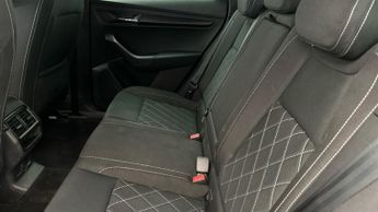 Skoda Karoq 1.5 TSI ACT SportLine DSG (150 ps) - KEYLESS START - AUTO HEADLI