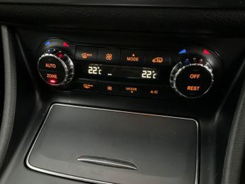 Mercedes-Benz CLA 2.1 CLA220d AMG Line Shooting Brake 7G-DCT (177 ps) - CRUISE