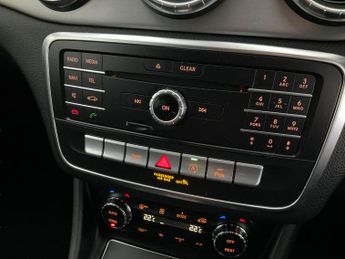 Mercedes-Benz CLA 2.1 CLA220d AMG Line Shooting Brake 7G-DCT (177 ps) - CRUISE