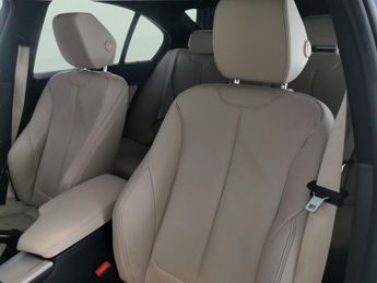 BMW 3 Series 2.0 330e 7.6kWh M Sport Plug-in (252 ps) - INTERIOR COMFORT PACK