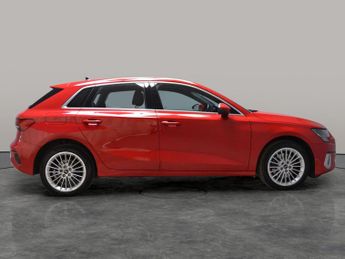 Audi A3 1.4 TFSIe 40 Sport Sportback Plug-in S Tronic 13kWh (204 ps) - M