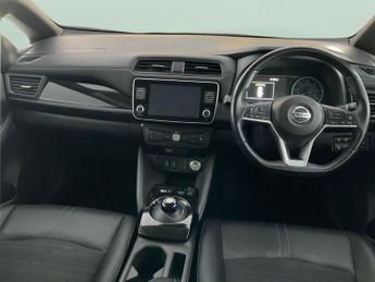 Nissan Leaf 40kWh N-Connecta (150 ps) - BLUETOOTH - CRUISE - HALF LEATHER