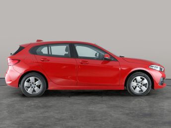 BMW 1 Series 1.5 118i SE DCT (140 ps) - PARK SENSORS - DIGITAL DASH