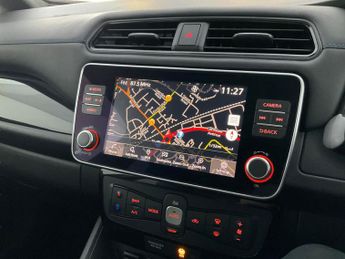 Nissan Leaf 40kWh N-Connecta (150 ps) - BLUETOOTH - CRUISE - HALF LEATHER