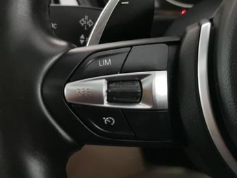 BMW 3 Series 2.0 330e 7.6kWh M Sport Plug-in (252 ps) - INTERIOR COMFORT PACK