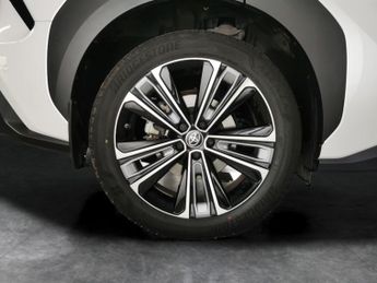 Toyota Bz4x 71.4kWh Premiere Edition AWD (7kW OBC) (218 ps) - LED - REVERSE 