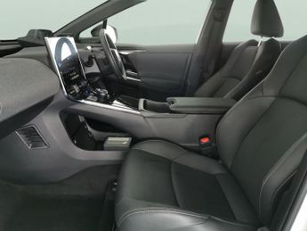 Toyota Bz4x 71.4kWh Premiere Edition AWD (7kW OBC) (218 ps) - LED - REVERSE 