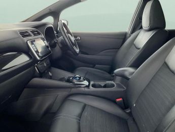 Nissan Leaf 40kWh N-Connecta (150 ps) - BLUETOOTH - CRUISE - HALF LEATHER