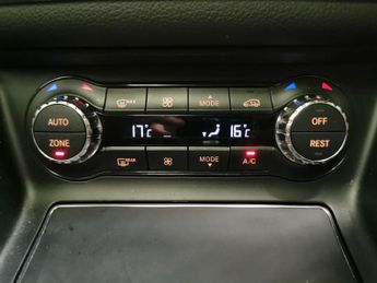 Mercedes-Benz GLA 2.1 GLA200d AMG Line (Premium Plus) 7G-DCT (136 ps) - NAV