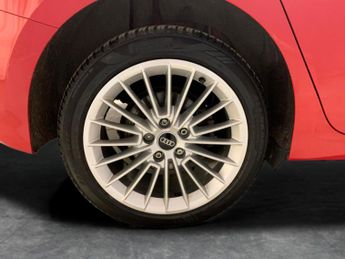 Audi A3 1.4 TFSIe 40 Sport Sportback Plug-in S Tronic 13kWh (204 ps) - M