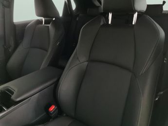 Toyota Bz4x 71.4kWh Premiere Edition AWD (7kW OBC) (218 ps) - LED - REVERSE 