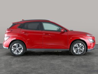 Hyundai Kona 64kWh Premium (10.5kW Charger) (204 ps) - HEATED SEATS - HEATED 