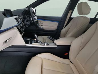BMW 3 Series 2.0 330e 7.6kWh M Sport Plug-in (252 ps) - INTERIOR COMFORT PACK