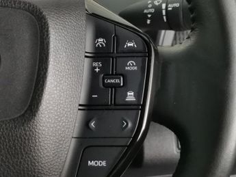 Toyota Bz4x 71.4kWh Premiere Edition AWD (7kW OBC) (218 ps) - LED - REVERSE 