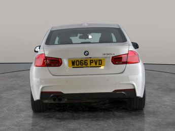 BMW 3 Series 2.0 330e 7.6kWh M Sport Plug-in (252 ps) - CONCIERGE SERVICE - L