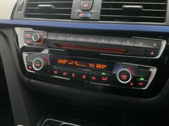BMW 3 Series 2.0 330e 7.6kWh M Sport Plug-in (252 ps) - CONCIERGE SERVICE - L