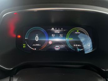Renault Captur 1.6 E-TECH 9.8kWh SE Edition Plug-in (160 ps) - CRUISE - SPEED L