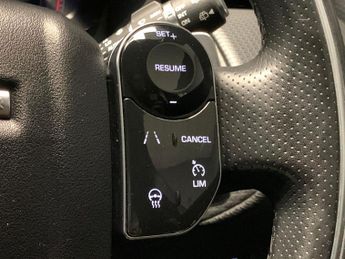 Land Rover Range Rover Velar 2.0 D240 R-Dynamic SE 4WD (240 ps) - CARPLAY - KEYLESS ENTRY - A