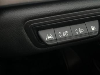 Renault Captur 1.6 E-TECH 9.8kWh SE Edition Plug-in (160 ps) - CRUISE - SPEED L
