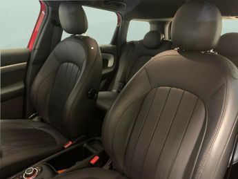 Mini Countryman 1.5 10kWh Cooper SE Exclusive Plug-in ALL4 (222 ps) - ROOF RAILS