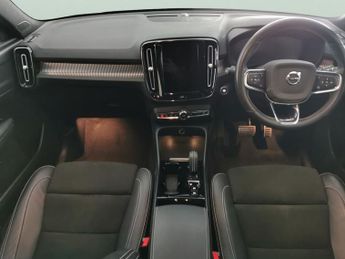 Volvo XC40 1.5h T4 Recharge 10.7kWh R-Design Plug-in (211 ps) - HEATED STEE