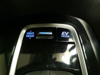 Toyota Corolla 1.8 VVT-h GPF Icon CVT (122 ps) - BLUETOOTH - DRIVING MODES - AI