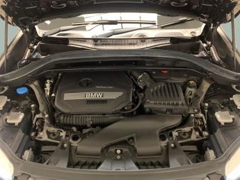 BMW X1 2.0 20i M Sport xDrive (192 ps) - SEATS - SLIDING REAR BENCH
