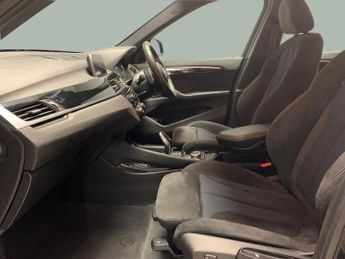 BMW X1 2.0 20i M Sport xDrive (192 ps) - SEATS - SLIDING REAR BENCH