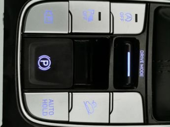 Hyundai Tucson 1.6 T-GDi MHEV SE Connect DCT (150 ps) - NAV - BLUETOOTH - CRUIS