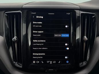 Volvo XC60 2.0 B4 MHEV Plus AWD (197 ps) - CARPLAY - KEYLESS ENTRY - SURROU