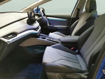 Skoda Enyaq 62kWh 60 (179 ps) - WIFI - BLUETOOTH - 19IN ALLOYS