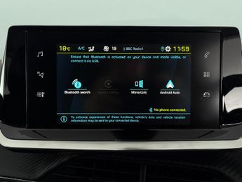 Peugeot E-2008 50kWh Allure Premium (7kW Charger) (136 ps) - LED - REVERSE CAM