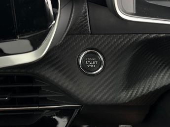 Peugeot E-2008 50kWh Allure Premium (7kW Charger) (136 ps) - LANE DEPARTURE  - 