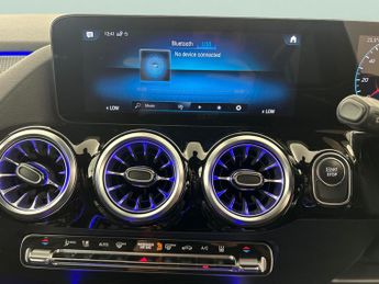 Mercedes-Benz EQA EQA 250+ 70.5kWh Sport (190 ps) - AIR SUSPENSION - PADDLE SHIFT