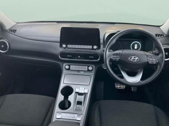 Hyundai Kona 39kWh Premium (10.5kW Charger) (136 ps) - REVERSE CAM - NAV - HE
