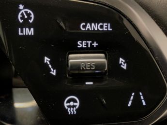 Jaguar I-PACE 400 90kWh HSE 4WD (400 ps) - MERIDIAN AUDIO - HEATED STEERING