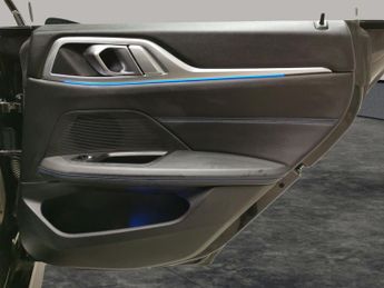 BMW i4 40 83.9kWh M Sport Gran Coupe eDrive (340 ps) - 18IN ALLOYS - AI