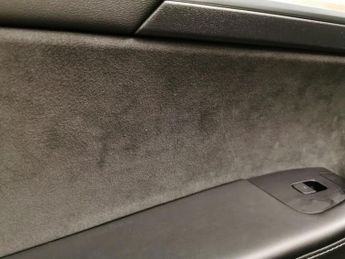 Tesla Model Y (Dual Motor) Long Range 4WDE (384 bhp) - REVERSE CAM - NAV - ALC