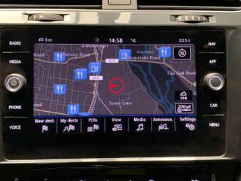 Volkswagen E-golf 35.8kWh e-Golf (136 ps) - LED - BLUETOOTH - PARK SENSORS