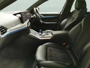 BMW i4 40 83.9kWh M Sport Gran Coupe eDrive (340 ps) - 18IN ALLOYS - AI
