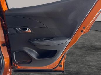 Peugeot E-2008 50kWh Allure Premium (7kW Charger) (136 ps) - LED - REVERSE CAM