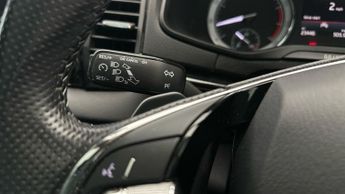 Skoda Karoq 1.5 TSI ACT SportLine DSG (150 ps) - KEYLESS ENTRY - LED - SMART