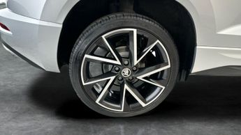 Skoda Karoq 1.5 TSI ACT SportLine DSG (150 ps) - KEYLESS ENTRY - LED - SMART