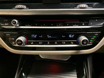 BMW X3 2.0 20d xLine xDrive (190 ps) - AUTO PARK - LED - REVERSE CAM